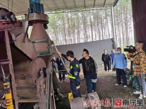 南寧一泥炭土加工廠廢料污染引爭議，執法部門稱對作物與土壤無害